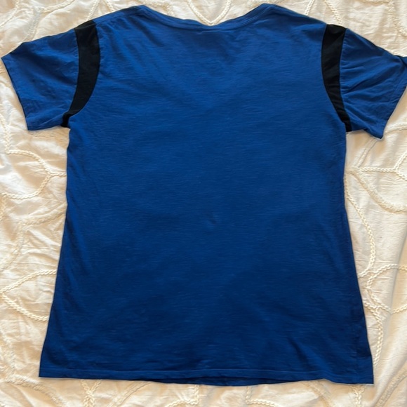 Toronto Blue Jays women’s shirt - Picture 3 of 7
